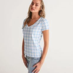 Harlow & Lloyd Baby Blue Large Houndstooth Women's V-Neck Tee T Shirts & Tanks 12 Harlow & Lloyd Baby Blue Large Houndstooth Women's V-Neck Tee T Shirts & Tanks