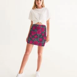 Harlow & Lloyd Dark Vintage Roses Women's Mini Skirt 9 Harlow & Lloyd Dark Vintage Roses Women's Mini Skirt