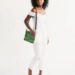 Harlow & Lloyd Stunning Peacock Feathers Daily Zip Pouch 9 Harlow & Lloyd Stunning Peacock Feathers Daily Zip Pouch