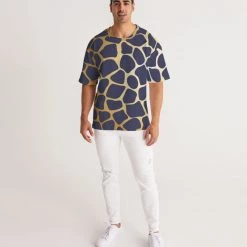 Harlow & Lloyd Regal Giraffe Men's Premium Heavyweight Tee