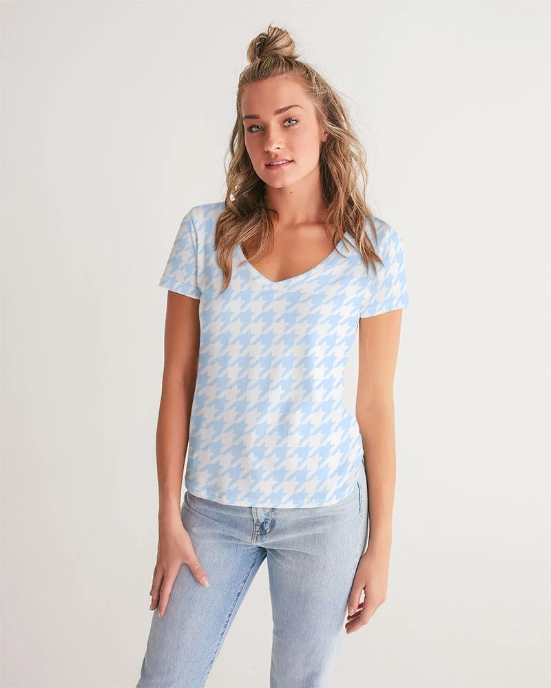 Harlow & Lloyd Baby Blue Large Houndstooth Women's V-Neck Tee T Shirts & Tanks 4 Harlow & Lloyd Baby Blue Large Houndstooth Women's V-Neck Tee T Shirts & Tanks