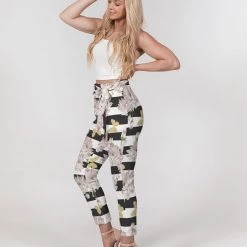Harlow & Lloyd Pants & Joggers Pink Chrysanthemum Butterflies Women's Belted Tapered Pants 13 Harlow & Lloyd Pants & Joggers Pink Chrysanthemum Butterflies Women's Belted Tapered Pants