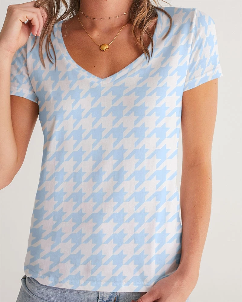 Harlow & Lloyd Baby Blue Large Houndstooth Women's V-Neck Tee T Shirts & Tanks 6 Harlow & Lloyd Baby Blue Large Houndstooth Women's V-Neck Tee T Shirts & Tanks