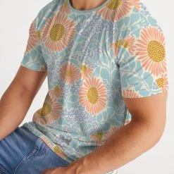 Harlow & Lloyd Retro Sunflowers Cyan Men's T Shirt