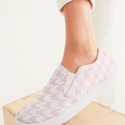 Harlow & Lloyd Pale Pink Large Houndstooth Women's Slip-On Canvas Shoe